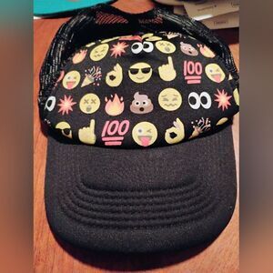 Emoji Pattern Black Trucker Hat     (0995)